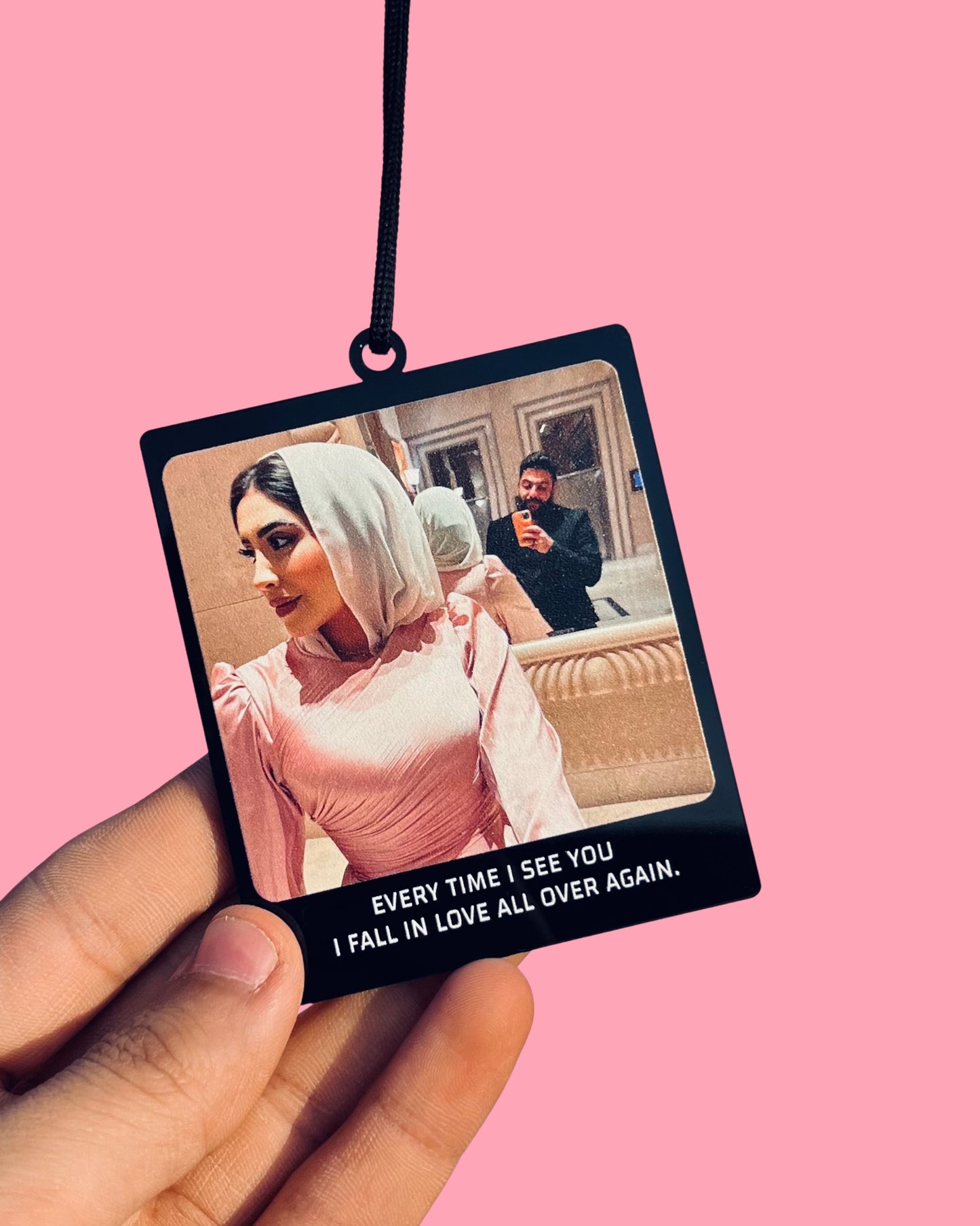 car pendant with long messages + qr code