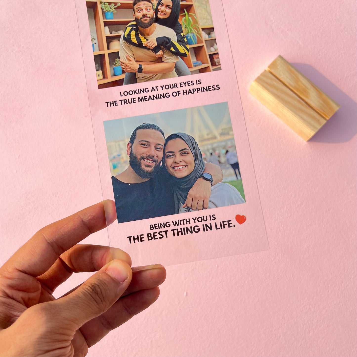 Acrylic stand with 3 photos and 3 quotes.
