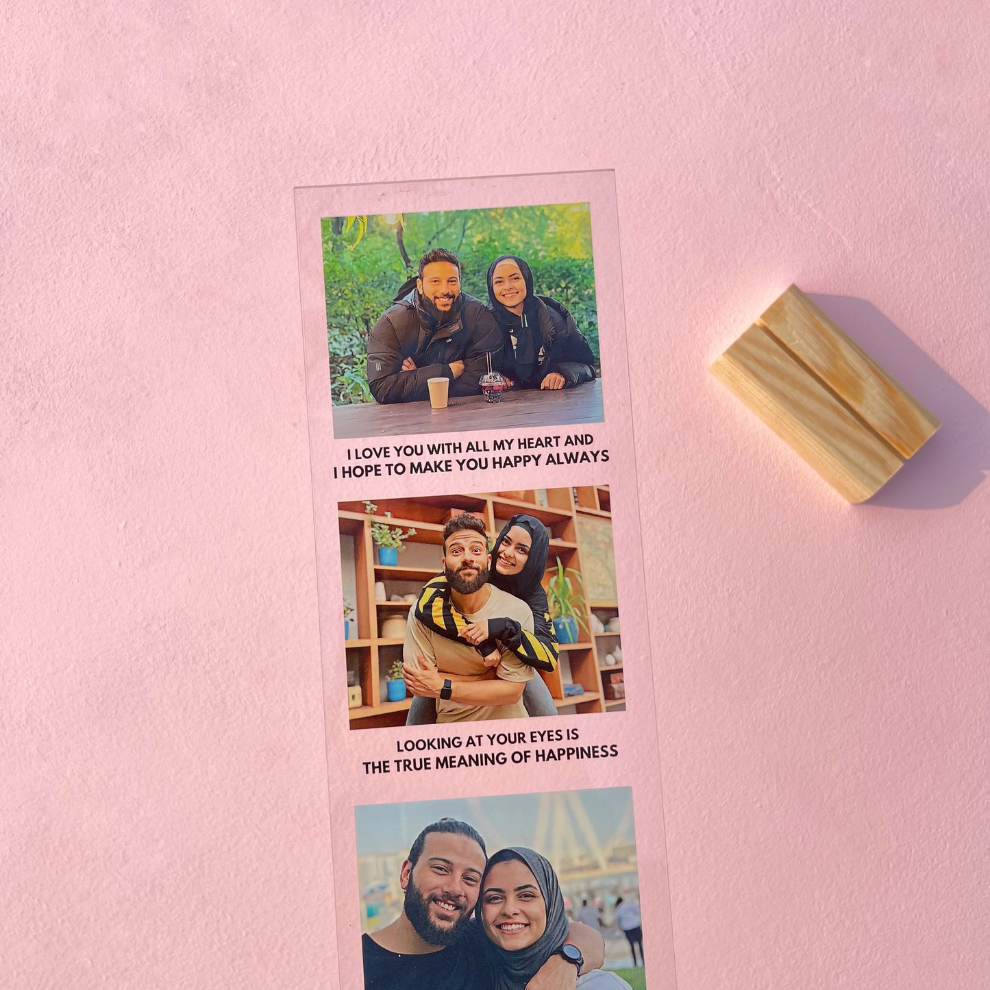 Acrylic stand with 3 photos and 3 quotes.