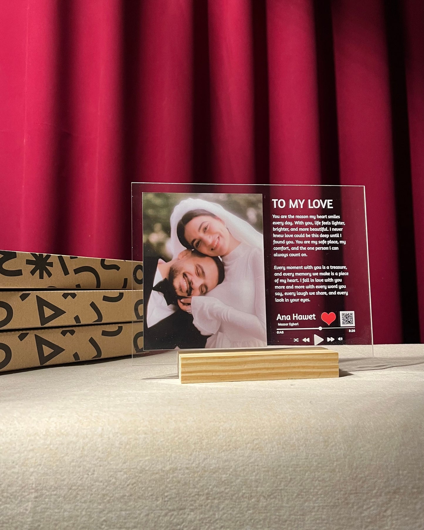 Music Frame with a long massage