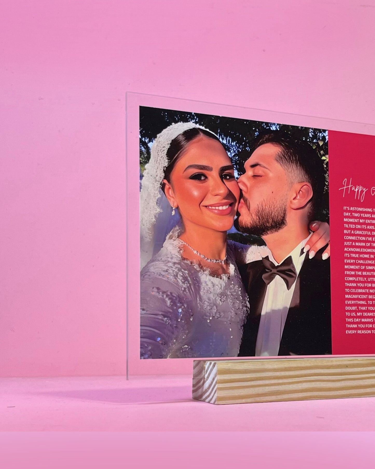 إطار عيد زواج سعيد 🎀