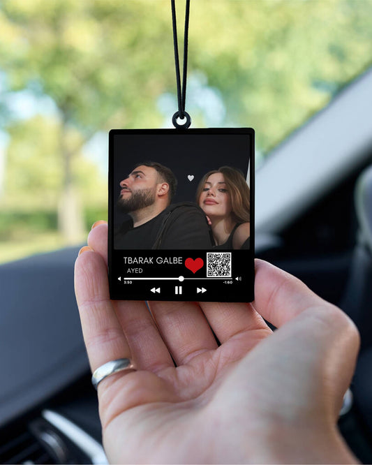 car pendant with qr code